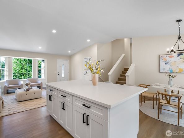 12507 NE 107th Pl, Kirkland WA 98033