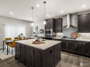 3809 194th Lane SE, Bothell WA 98012