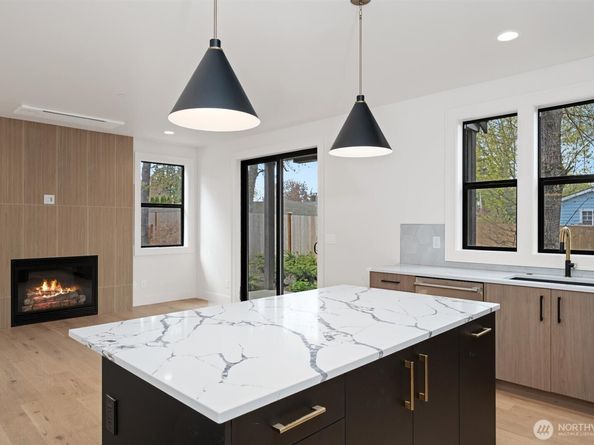 1831 4th Street A, Kirkland WA 98033