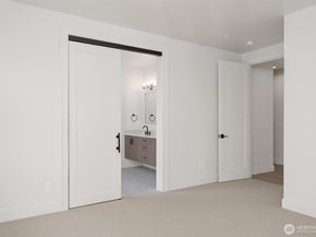 1831 4th Street A, Kirkland WA 98033