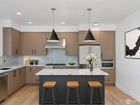 1831 4th Street A, Kirkland WA 98033