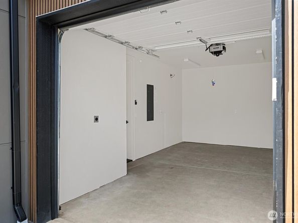 1831 4th Street A, Kirkland WA 98033