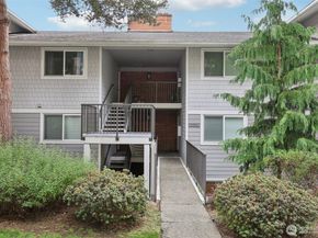 15214 NE 8th Street G14, Bellevue WA 98007