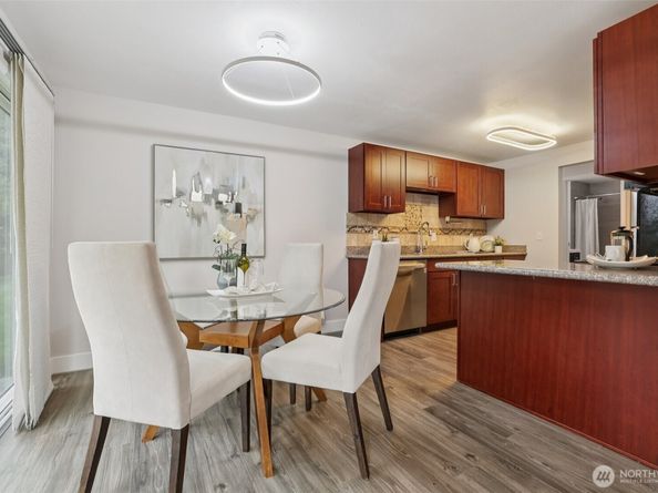 15214 NE 8th Street G14, Bellevue WA 98007