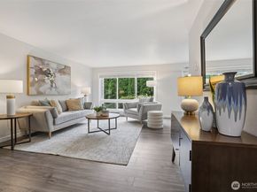15214 NE 8th Street G14, Bellevue WA 98007