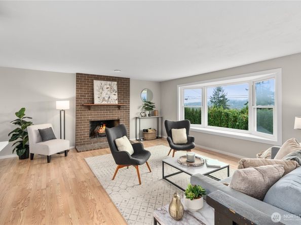 16012 Market Street, Snohomish WA 98296