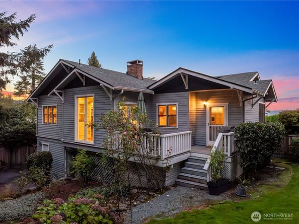 17453 SE 40th Place, Bellevue WA 98008