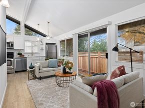 10439 17th Avenue SW, Seattle WA 98146