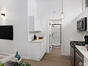 10439 17th Avenue SW, Seattle WA 98146