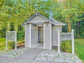 33020 10th Avenue SW C203, Federal Way WA 98023
