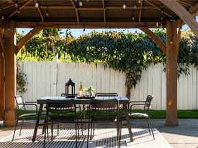 5942 46th Avenue SW, Seattle WA 98136