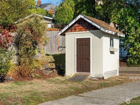 5942 46th Avenue SW, Seattle WA 98136