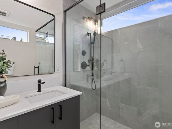 1913 A N 120th Street, Seattle WA 98133