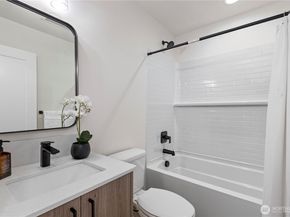 1913 A N 120th Street, Seattle WA 98133