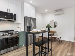 1913 A N 120th Street, Seattle WA 98133