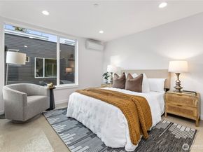 1913 A N 120th Street, Seattle WA 98133