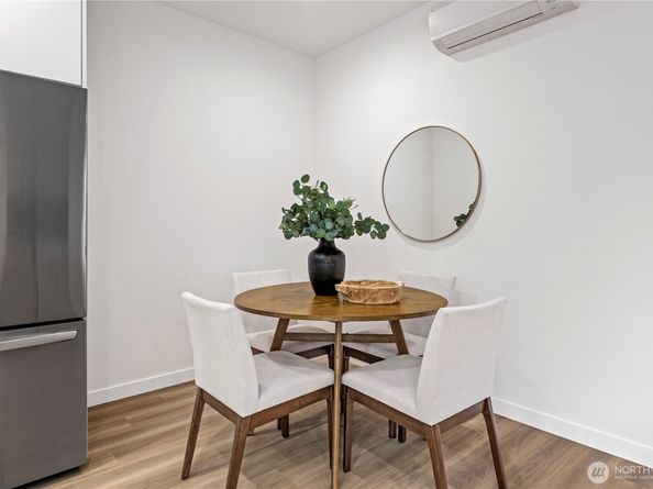 1913 A N 120th Street, Seattle WA 98133