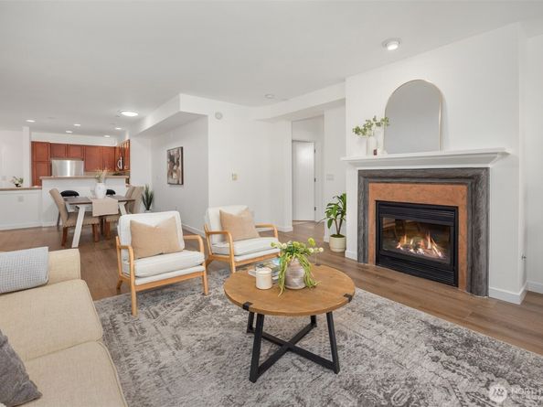 11004 NE 11th Street 407, Bellevue WA 98004