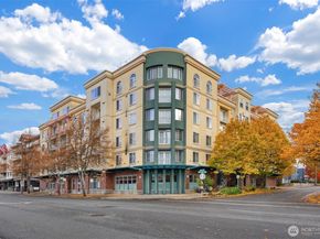 11004 NE 11th Street 407, Bellevue WA 98004