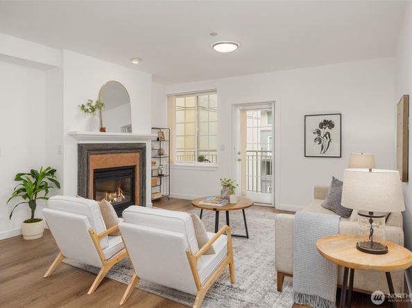 11004 NE 11th Street 407, Bellevue WA 98004