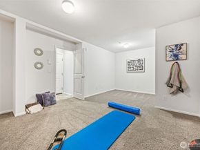 10260 157th Place NE 101, Redmond WA 98052