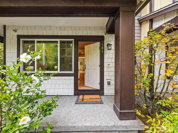 10260 157th Place NE 101, Redmond WA 98052