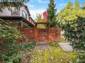 10260 157th Place NE 101, Redmond WA 98052