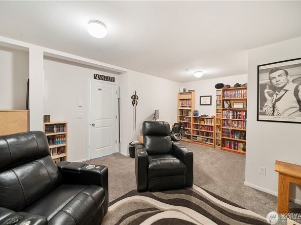 10260 157th Place NE 101, Redmond WA 98052