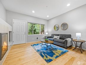 10260 157th Place NE 101, Redmond WA 98052