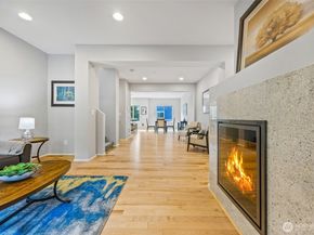 10260 157th Place NE 101, Redmond WA 98052