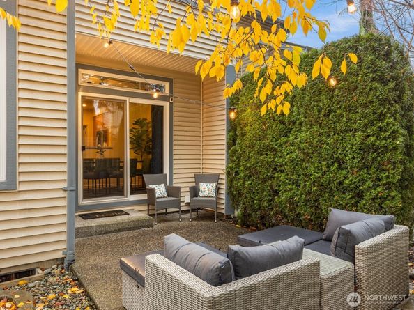 4612 NE 6th Place, Renton WA 98059