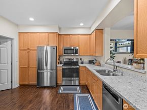 4612 NE 6th Place, Renton WA 98059