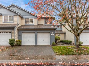 4612 NE 6th Place, Renton WA 98059