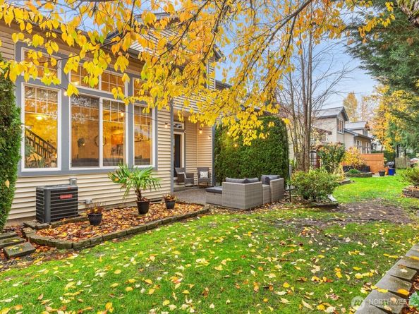 4612 NE 6th Place, Renton WA 98059