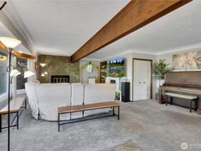 10021 16th Avenue S, Seattle WA 98168