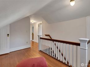 10021 16th Avenue S, Seattle WA 98168