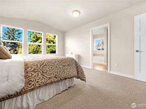 10034 59th Avenue S, Seattle WA 98178