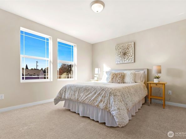 10034 59th Avenue S, Seattle WA 98178