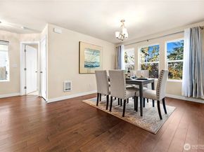 10034 59th Avenue S, Seattle WA 98178