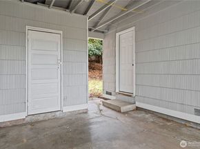 10050 12th Avenue SW, Seattle WA 98146