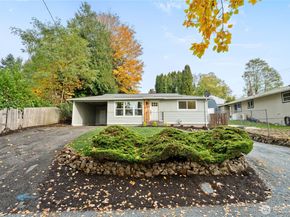 10050 12th Avenue SW, Seattle WA 98146