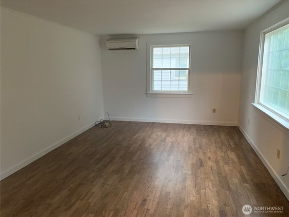 12811 10th Avenue S, Burien WA 98168