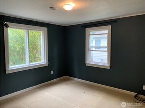 12811 10th Avenue S, Burien WA 98168