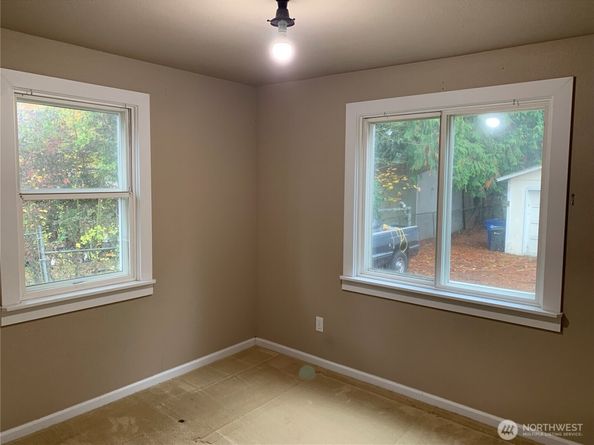 12811 10th Avenue S, Burien WA 98168