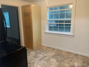 12811 10th Avenue S, Burien WA 98168