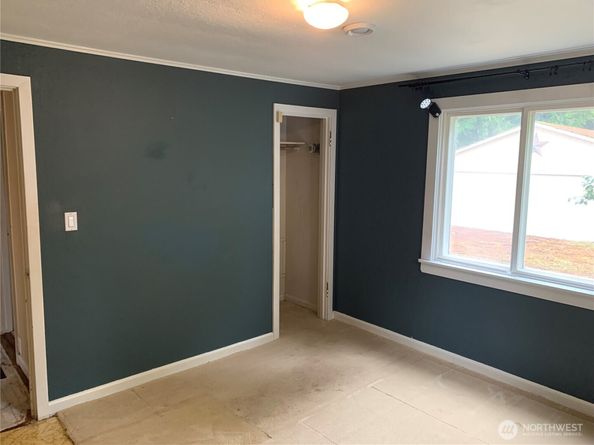 12811 10th Avenue S, Burien WA 98168