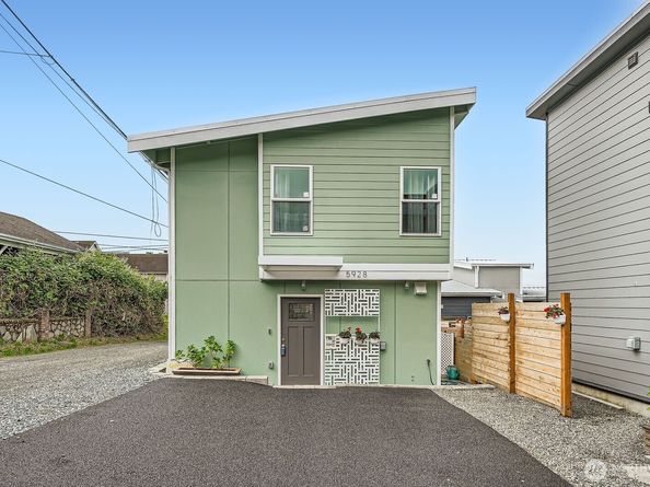 5928 18th Avenue S, Seattle WA 98108