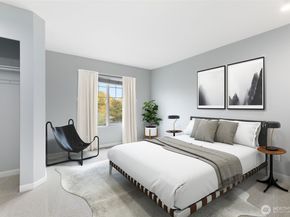 22607 42nd Place S 13, Kent WA 98032