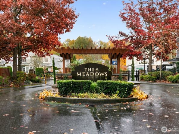 22607 42nd Place S 13, Kent WA 98032