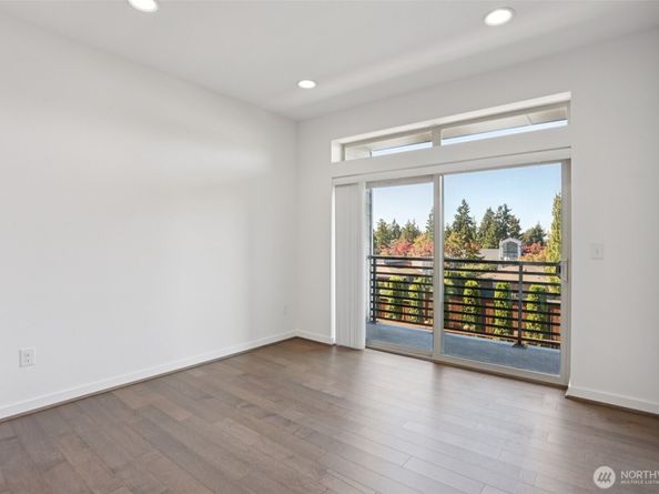 1434 157th Place NE 2802, Bellevue WA 98008